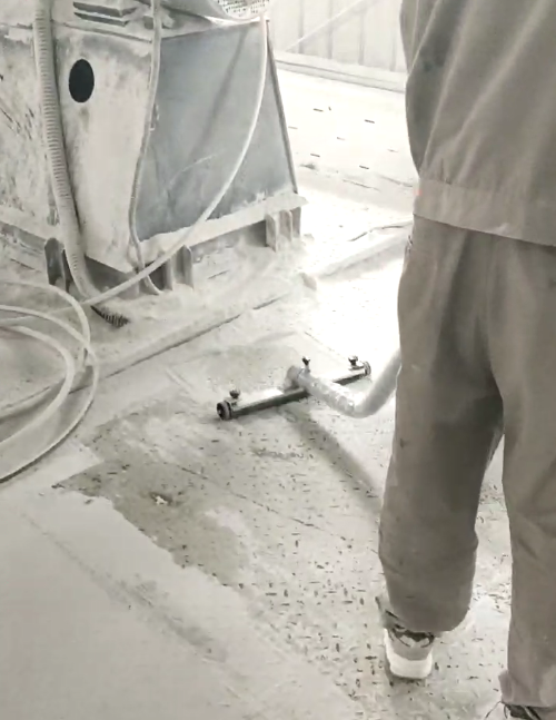 江蘇某新材料公司采購(gòu)7.5kw脈沖吸塵器